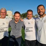Técnico da Seleção Sub-20 visita treino do Corinthians
