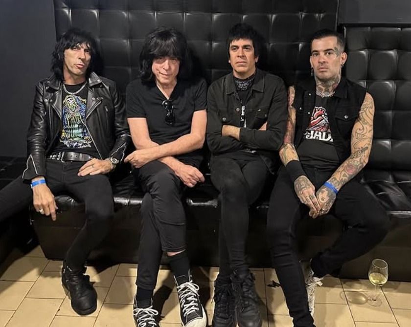 Baterista dos Ramones faz show em Belo Horizonte
