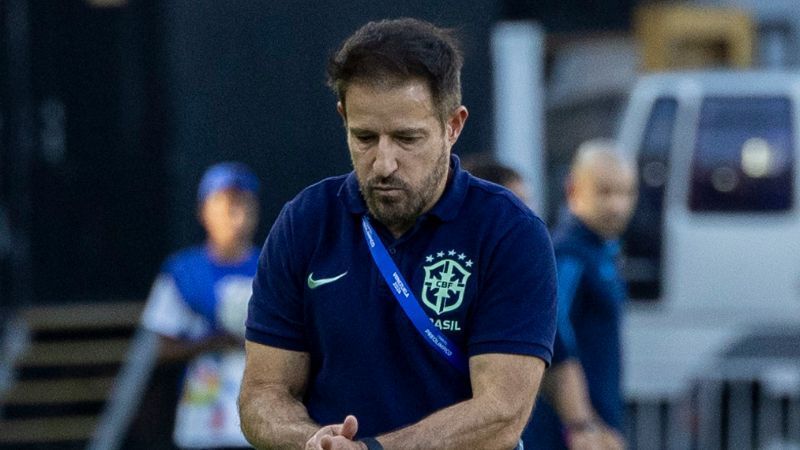 Novo diretor da CBF, Rodrigo Caetano deve reformular base e definir saída de Ramon