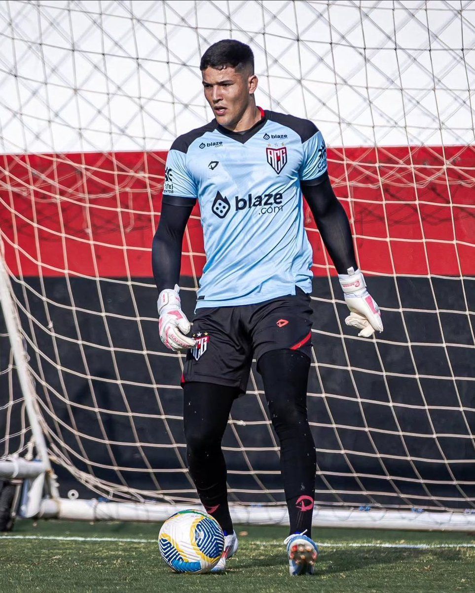 Fluminense vai manter empréstimo de goleiro para o Atlético-GO