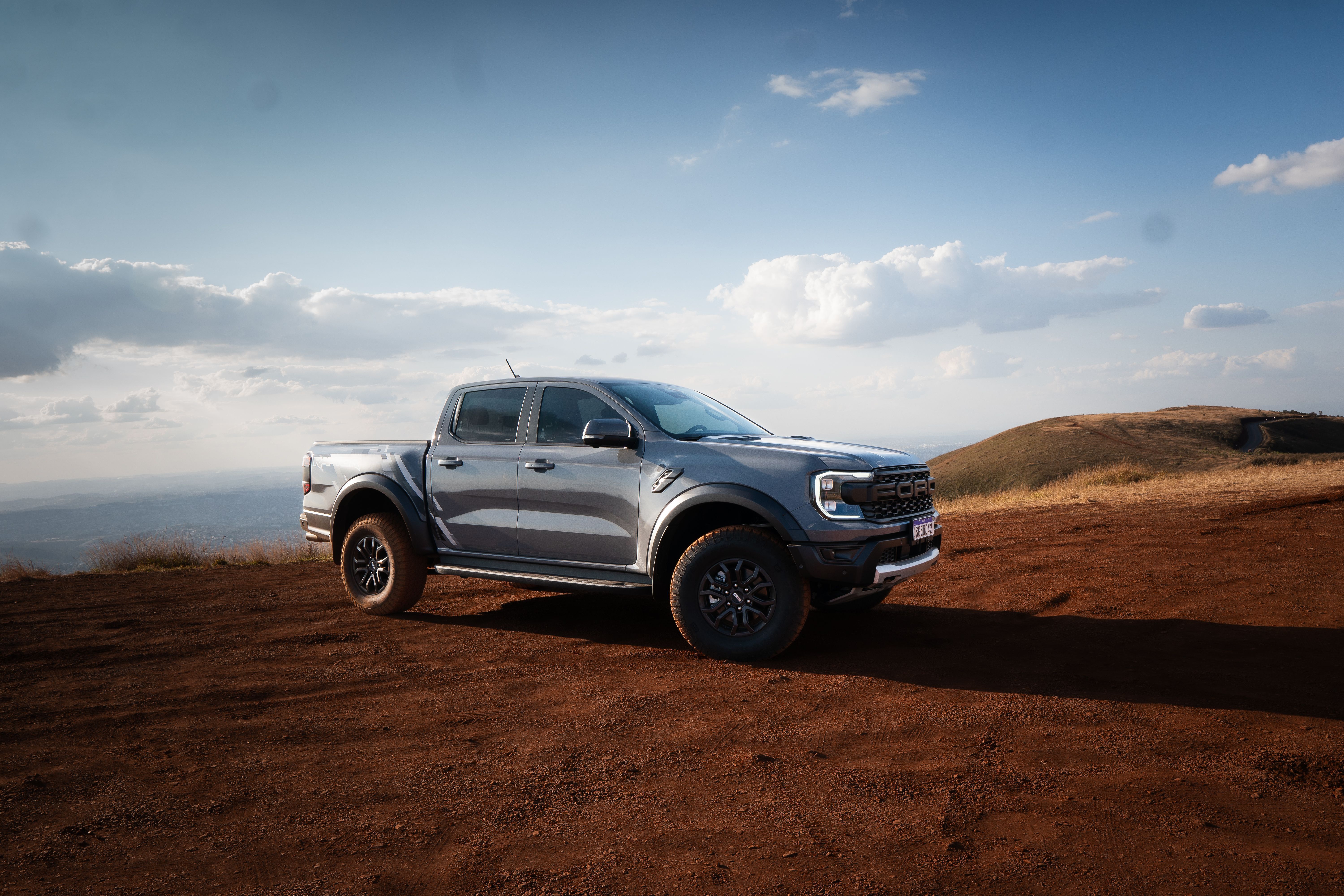 Ranger Raptor serve os dois mundos