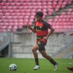 Destaque na base, joia do Sport assina contrato com multa de R$ 50 milhões