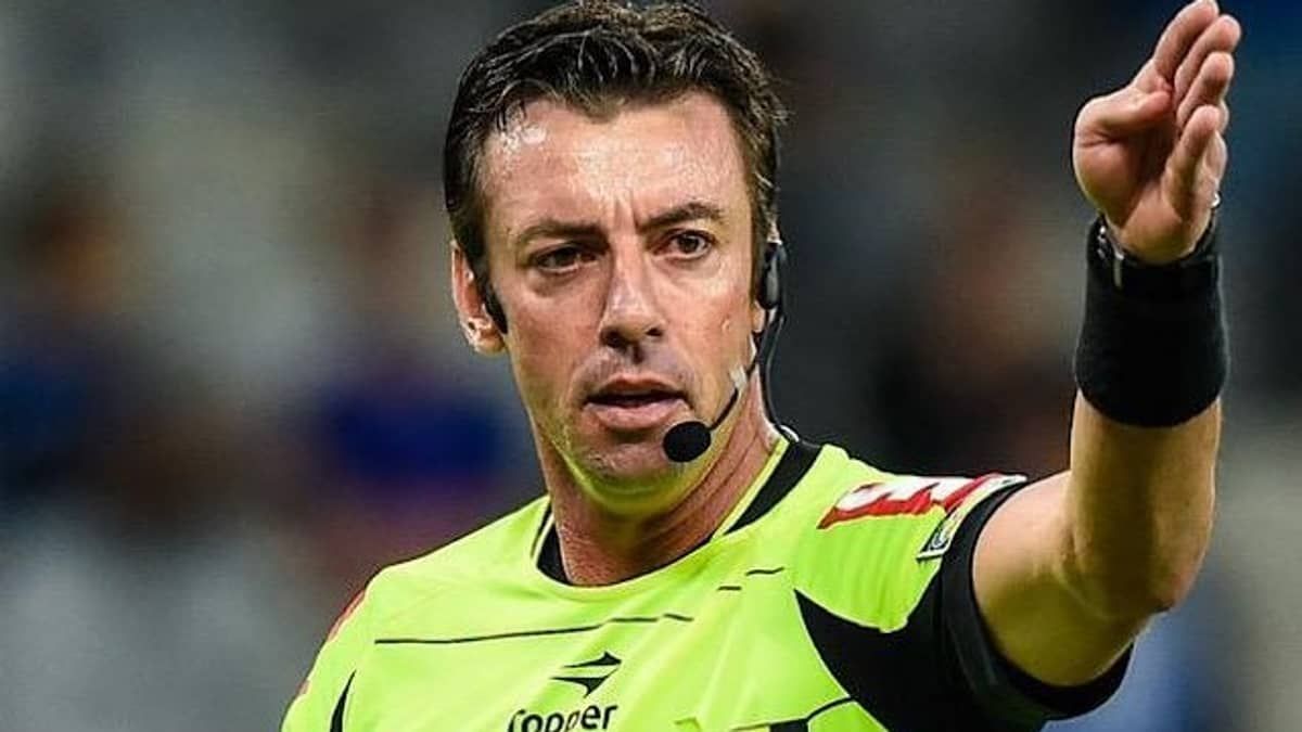 CBF define arbitragem para o clássico Vasco x Fluminense, no Brasileiro
