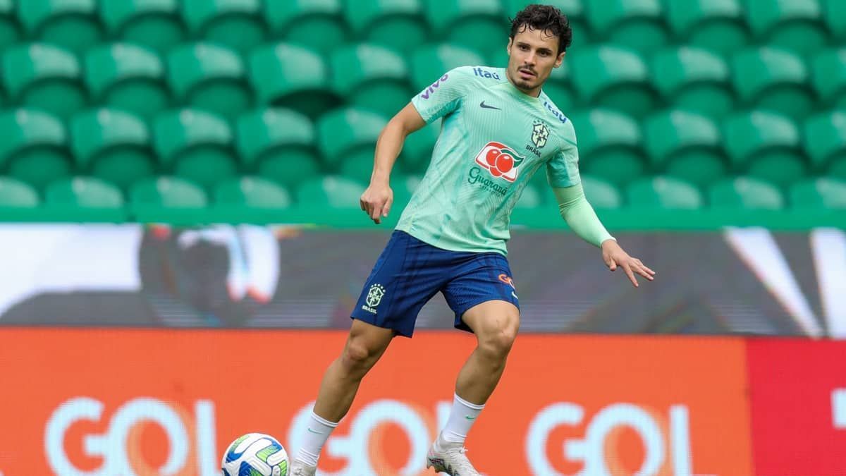 Raphael Veiga, do Palmeiras, é convocado por Diniz para Seleção Brasileira