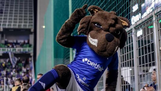 Raposão não tem comparecido em jogos Cruzeiro desde o fim de março