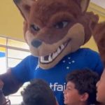 Cruzeiro: Raposão e Raposinho visitam projeto social em Ribeirão das Neves