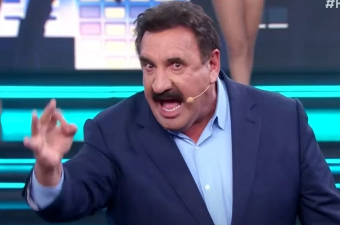 Ratinho critica Troféu Imprensa e ameaça pedir demissão do SBT