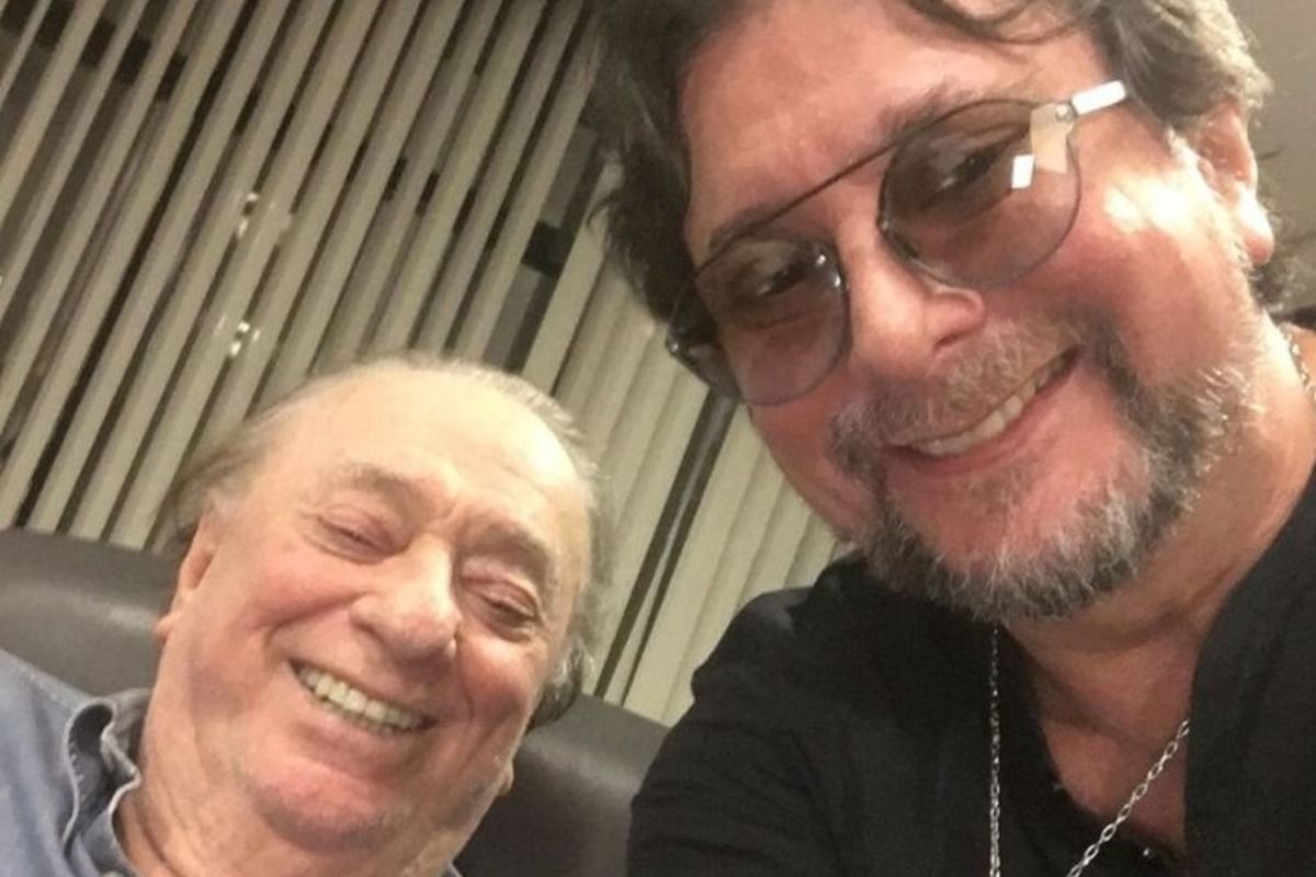 Filho de Raul Gil fala sobre saúde do pai após visita ao hospital: 'Deus é maior'