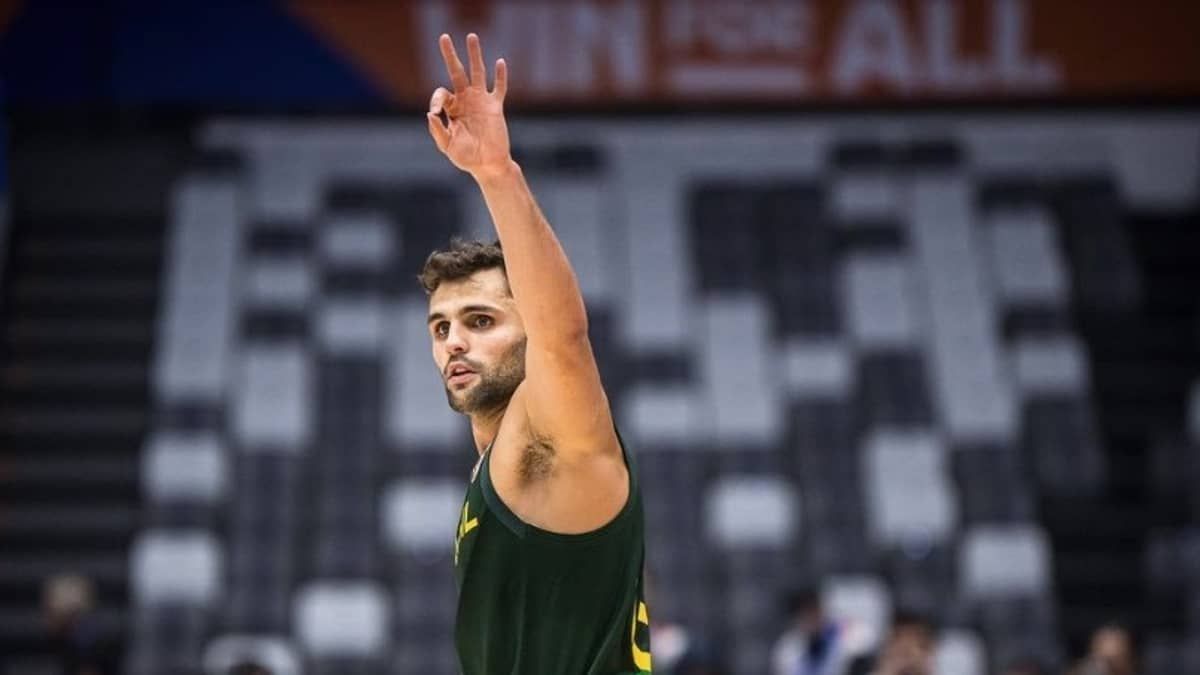 Basquete: Raulzinho passa por cirurgia para reconstruir tendão patelar