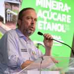 Em Minas, Silveira volta a defender adição de 35% de etanol na gasolina