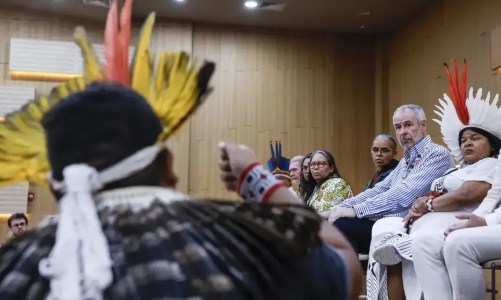 Governo consultará indígenas sobre hidrovia no Tapajós