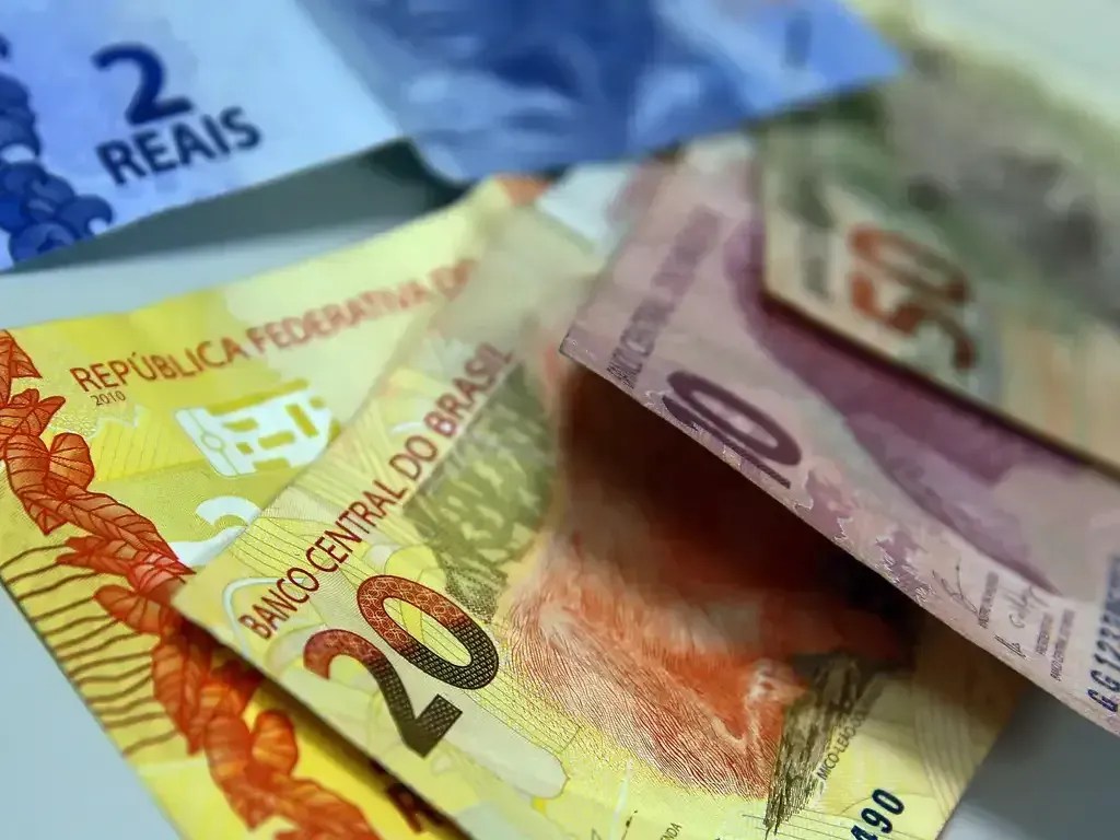 Mercado reduz projeção para o PIB de 2025 mais uma vez