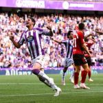 Valladolid, de Ronaldo e Pezzolano, marca no último lance e vence 5º jogo seguido