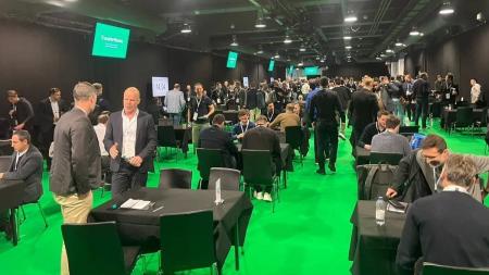Realizado no estádio do Chelsea, da Inglaterra, o TransferRoom recebeu 300 clubes