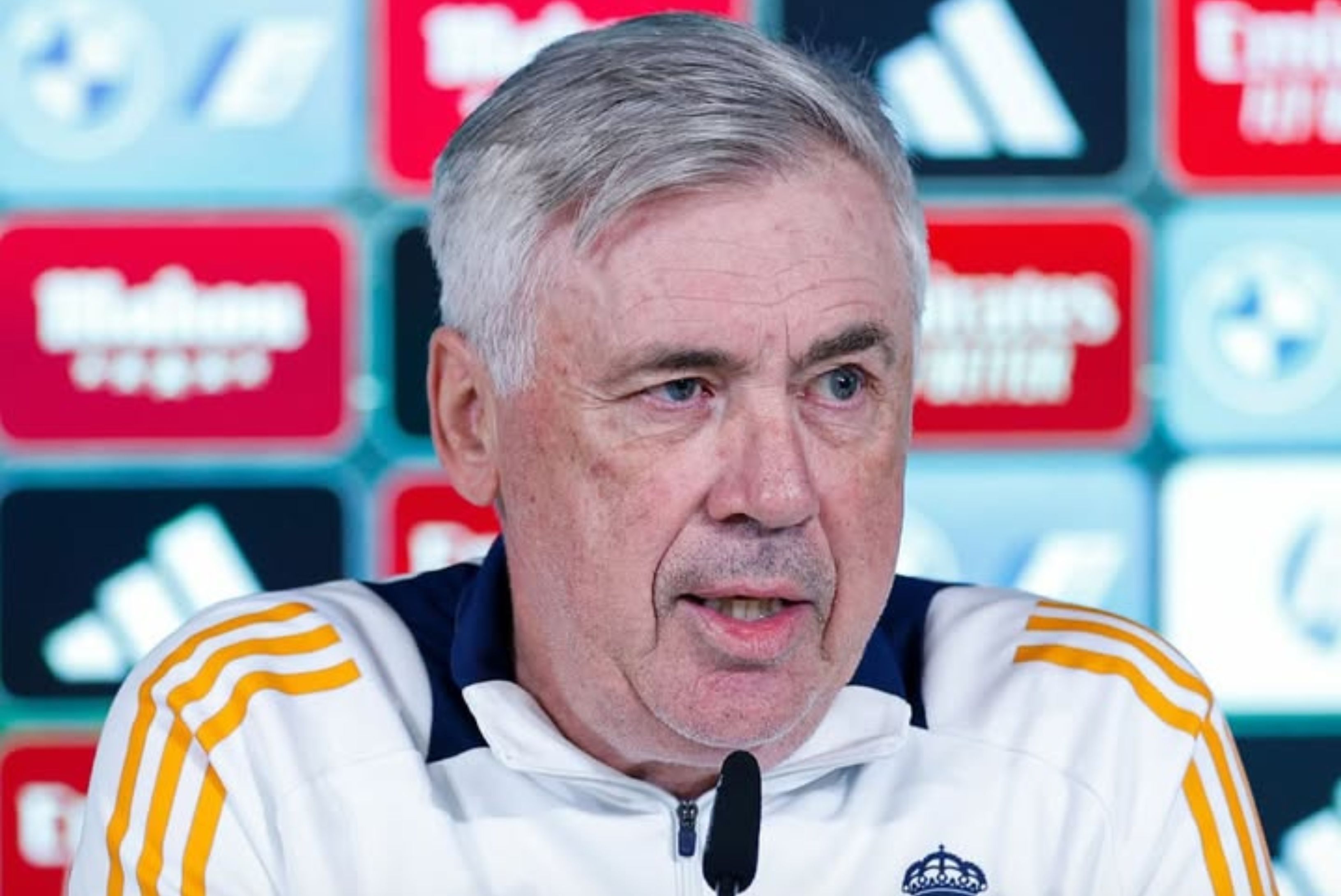 Ancelotti aguarda retornos de Courtois e Rüdiger para duelo decisivo pela Champions