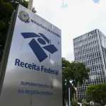 Restituição do Imposto de Renda: Receita libera valor bilionário para mais de 6 milhões de pessoas no primeiro lote; veja como consultar