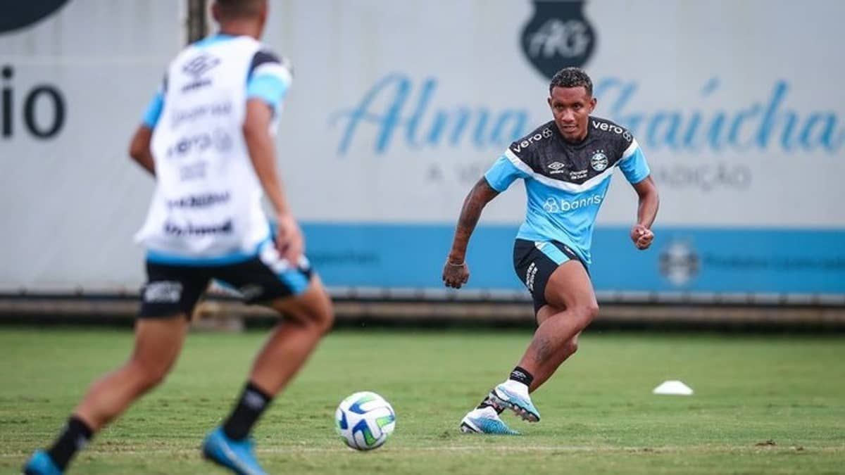 Grêmio acerta transferência de Wesley Pomba ao Coritiba
