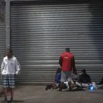 Câmara de BH: projeto que previa recolhimento de bens de moradores de rua é retirado de pauta