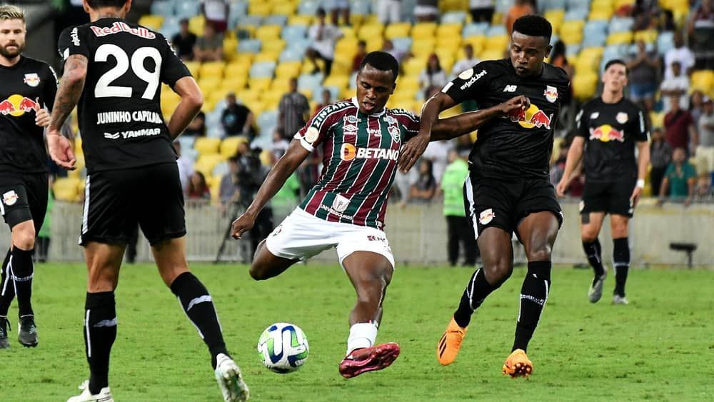 Um dos piores visitantes, Fluminense desafia força do Bragantino no interior paulista