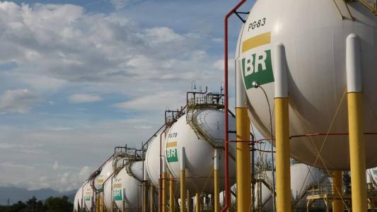 Redução na gasolina começa a valer hoje