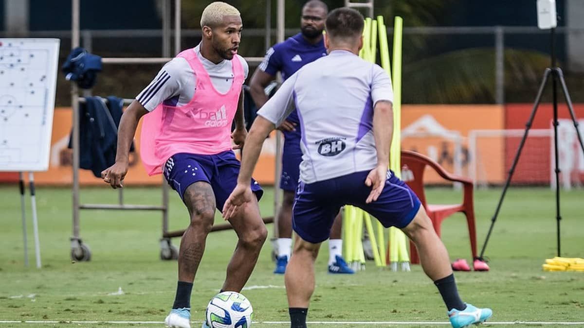 Cruzeiro ganha retornos importantes antes de jogo contra o Náutico