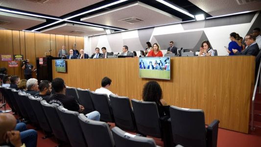 Reforma administrativa é discutida na Assembleia de Minas