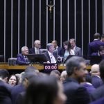 Às vésperas de votação da reforma tributária, governo libera recorde de emendas em um único dia: R$ 2,1 bilhões