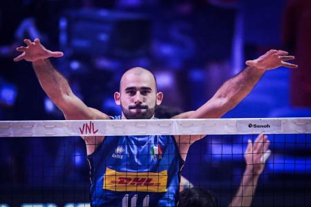 Gianluca Galassi, central da Itália na VNL