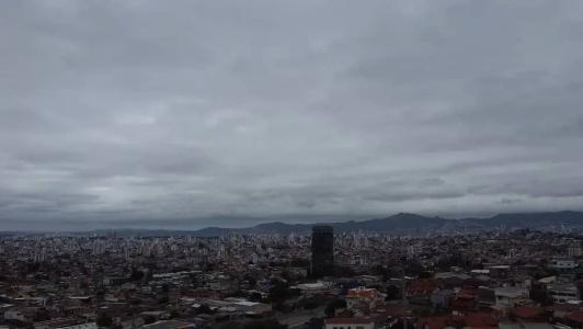 Região Metropolitana deverá ter de 20 30 milímetros de chuva neste domingo (19)