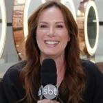 Regina Volpato faz primeira aparição no SBT e conta tudo sobre o seu programa