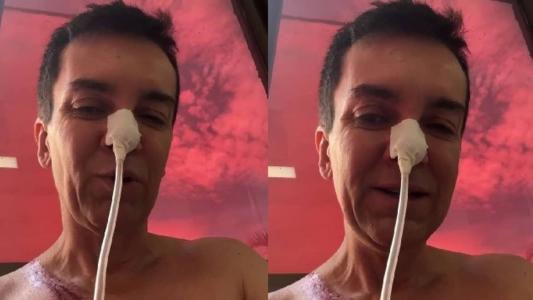 Regis Danese coloca sonda nasogástrica após sete dias internado