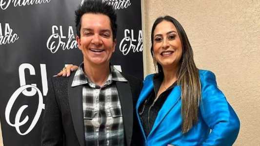Regis e Kelly Danese; esposa do artista atualizou estado de saúde após acidente