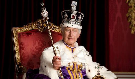 Foto mostra o rei Charles III