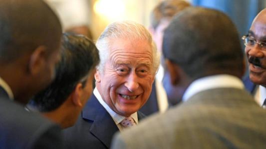 Rei Charles III vai assumir o trono da Inglaterra de forma oficial