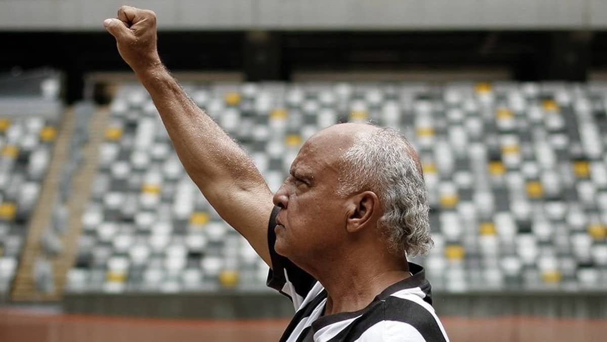 Vida longa ao Rei: ídolo do Atlético, Reinaldo completa 66 anos nesta quarta-feira