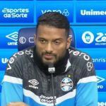 No silêncio do Grêmio, Reinaldo fala sobre Suárez: 'Sente muitas dores'