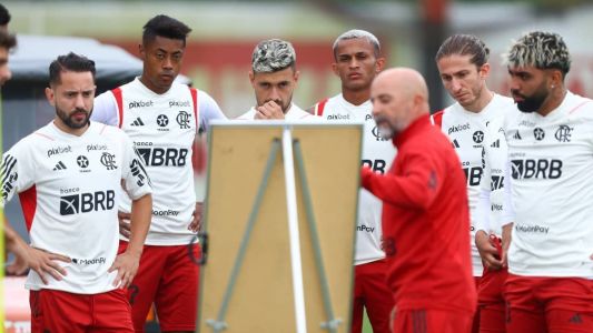 Relacionamento de Jorge Sampaoli com o elenco está no centro das atenções no Flamengo