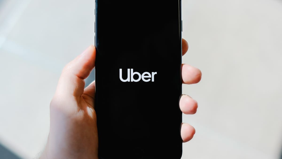 Loggi e Uber iniciam novo serviço de entregas em Belo Horizonte