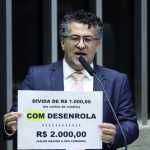 Câmara aprova Desenrola Brasil e impõe limite ao juros rotativo do cartão de crédito