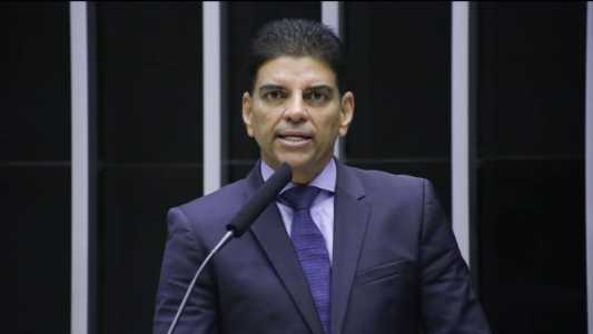 Relator vai discutir com governo mudanças na proposta da nova regra fiscal.