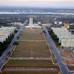 Câmara aprova MP, mas impõe mudanças à estrutura do governo Lula