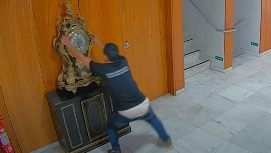 STF forma maioria para condenar réu que derrubou relógio de Dom João VI | CNN Brasil