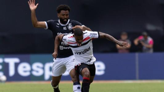 Remo e Botafogo em partida pela Série B do Campeonato Brasileiro