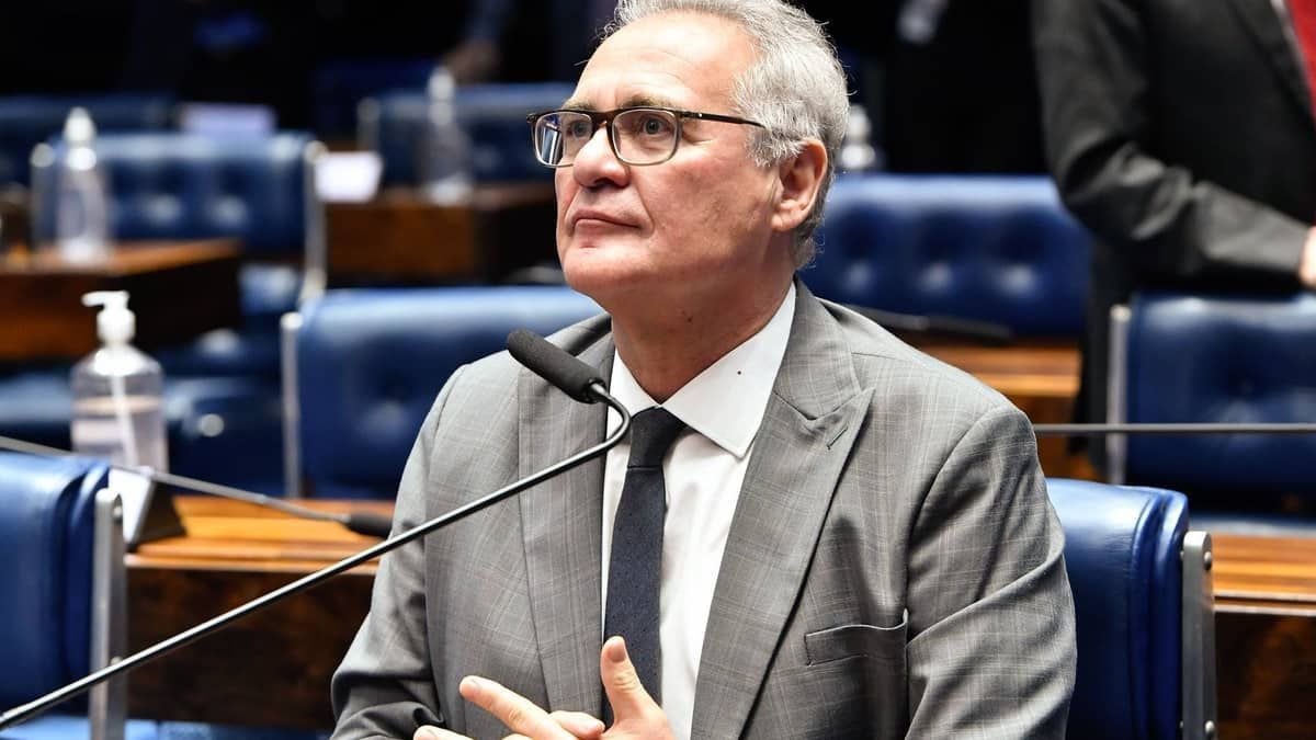 Renan Calheiros diz que é preciso baixar a temperatura entre Congresso e STF  