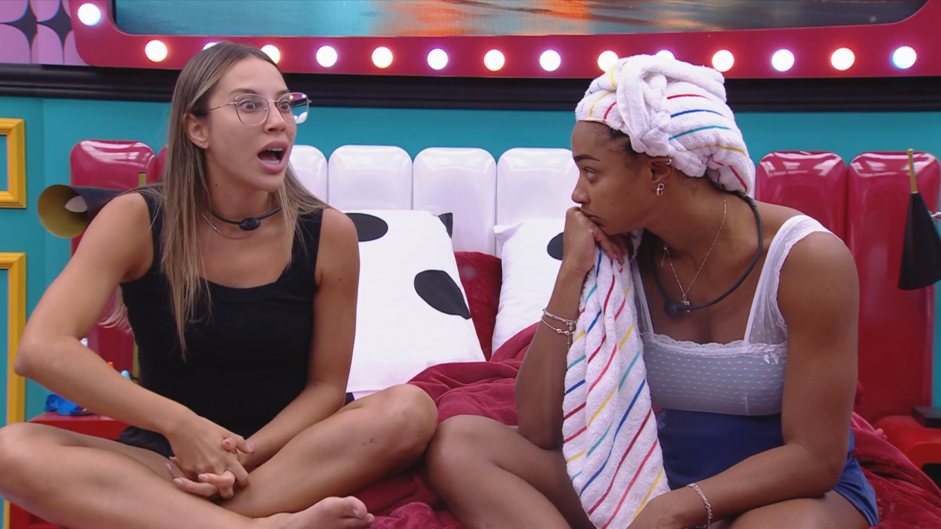 Aline e Vinícius confrontam Eva e Renata no BBB 25 sobre falas na dinâmica do Big Fone