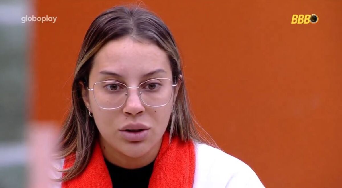 Com o poder supremo, Renata planeja expor Aline no ao vivo do BBB 25