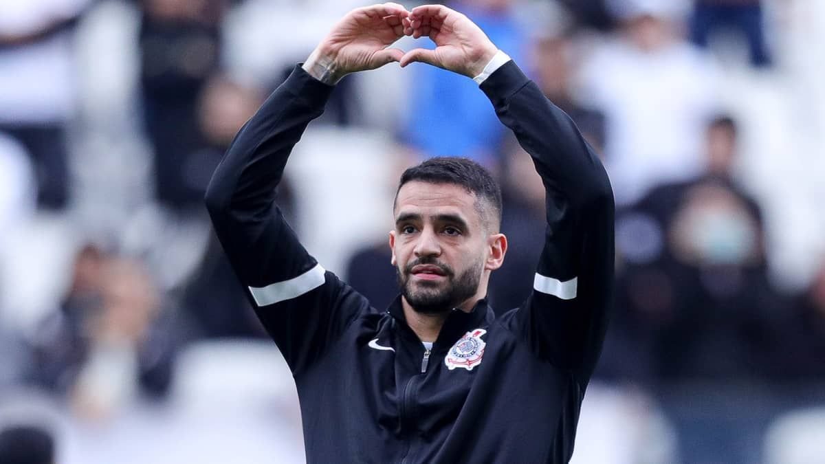 Renato Augusto avalia atuação do Corinthians contra o Coritiba