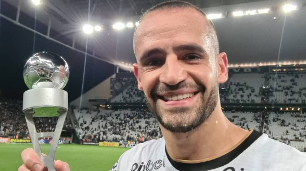 Corinthians leva gol no primeiro minuto, mas arranca virada contra o Guarani
