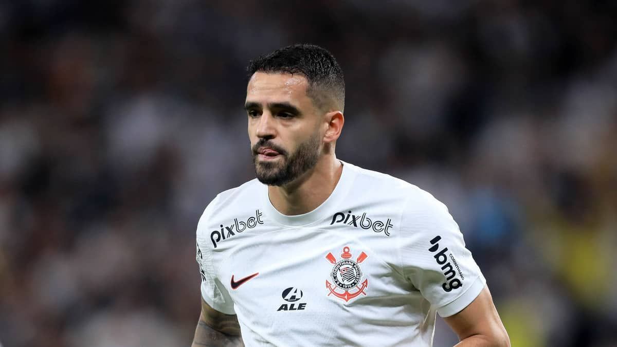 Renato Augusto chega a quatro meses sem completar jogo pelo Corinthians