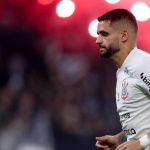 Renato Augusto quer virar treinador e planeja estágio com Diniz